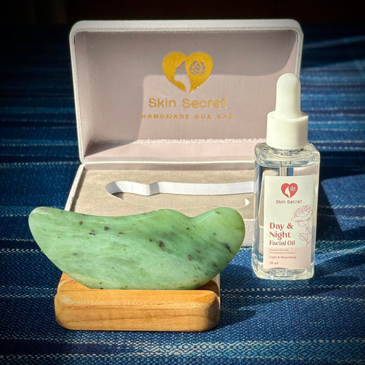 Nephrite Jade Moon Gua Sha + Oil Set